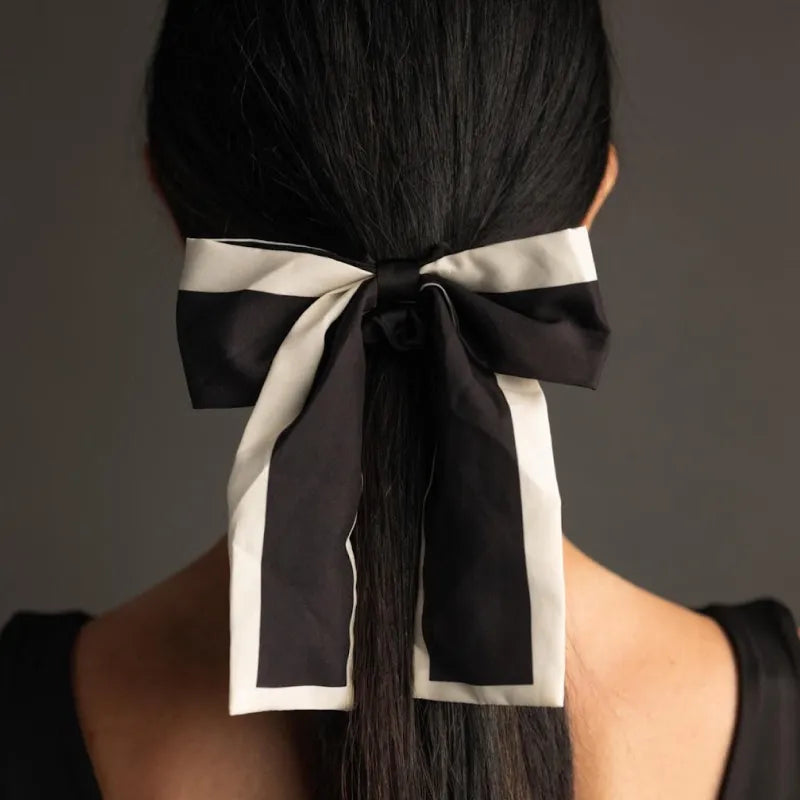 Allision Bow Ties - Black